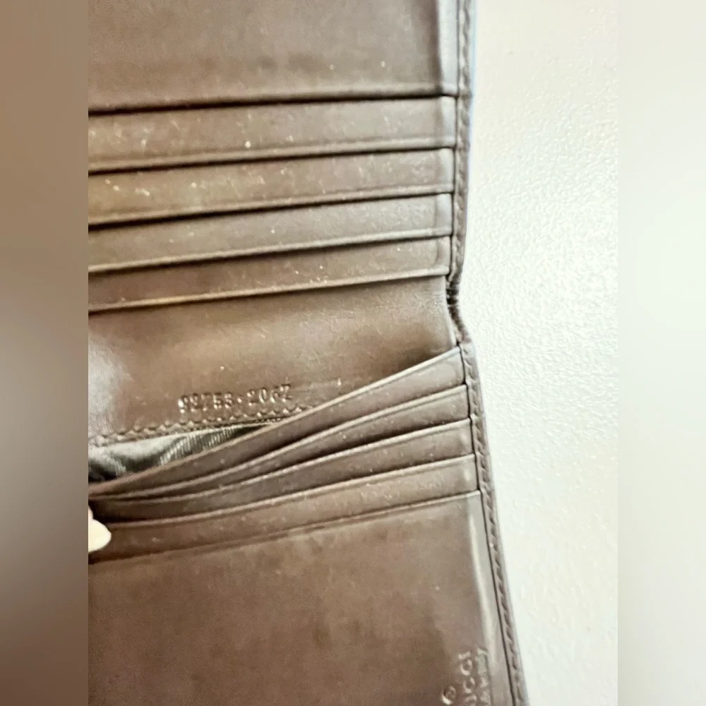 Gucci brown leather Wallet